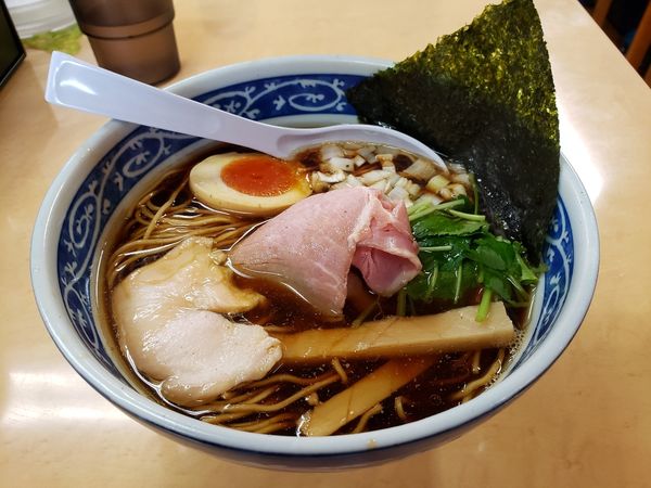 「煮干しそば黒醤油」@中華そば よしかわの写真