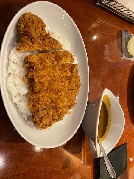 「カツカレー　辛口　大盛り」@天馬 青山店の写真