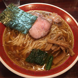 醤油ラーメン　焼豚丼