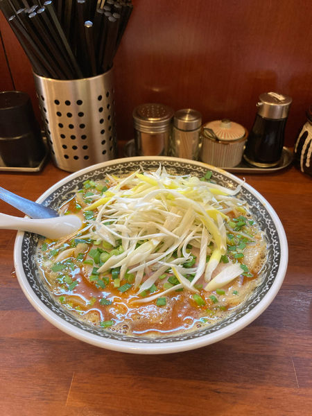 「勝浦式タンタンメンチャーシュー入り920円」@拉麺 梅太郎の写真