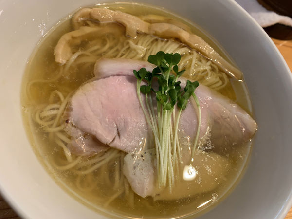 「塩らーめん900円」@麺屋鈴春の写真