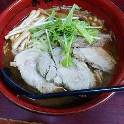 濃厚醤油チャーシュー麺