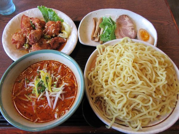 「担々つけ麺大盛り（９７９円）＋若鶏の中華ソース５８３円」@こだわりらーめん ゆきむら亭 神栖店の写真