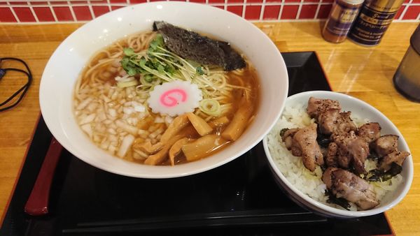 「かもまるｾｯﾄ大盛 1120円」@中華そば かもまるの写真