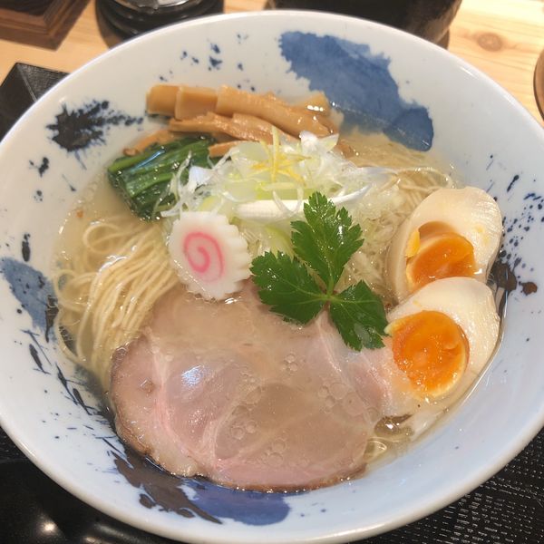 「芳醇塩ラーメン＋味玉」@らーめん専門 Chu-Ru-Riの写真