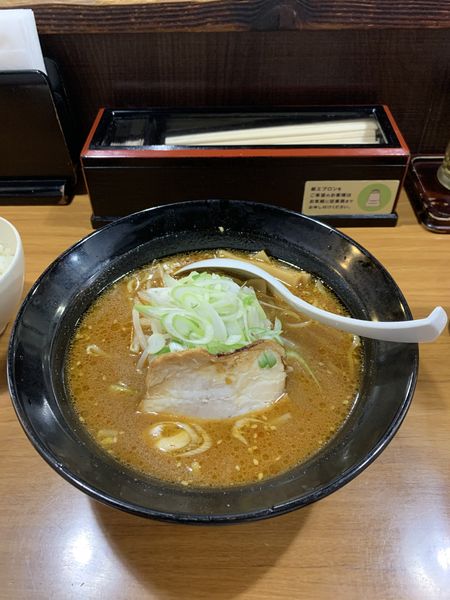 「赤味噌らーめん」@伝丸 青山店の写真