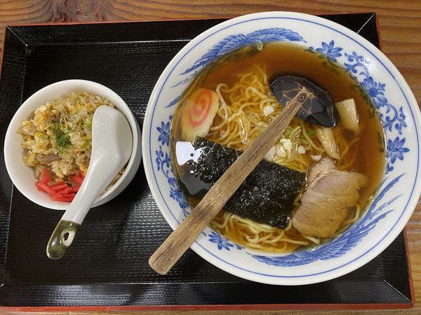 「Bセット醤油ラーメン　半チャーハン」@つわ野の写真
