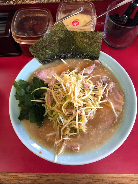 「ネギチャーシューメン　1110円」@ラーメンショップ 大師店の写真