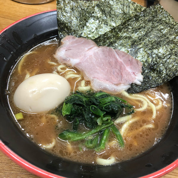 「らーめん　半熟玉子」@麺家 紫極の写真