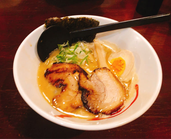 「豚骨醤油」@和風薬膳らーめん 貴楽の写真