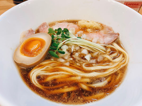 「キントゥンで豚エキス中華そば」@ほっこり中華そば もつけの写真