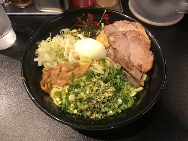 「油そば(W盛り) + スペシャルトッピングB」@東京油組総本店 武蔵境組の写真