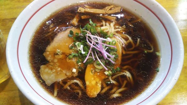 「醤油らーめん」@麺屋 ぬまたの写真