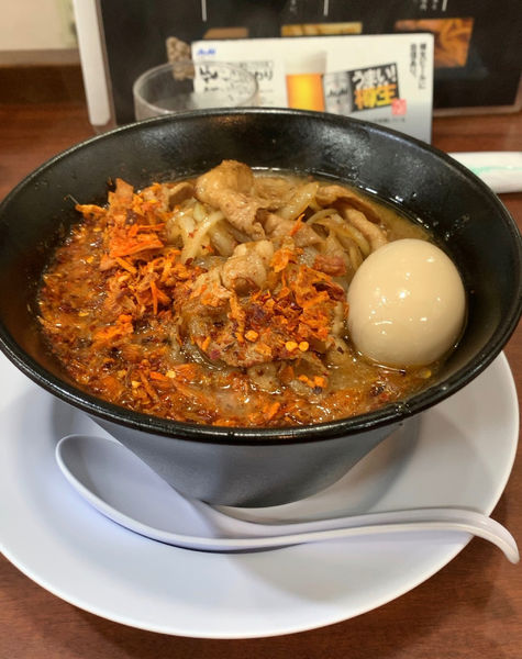 「ぶたみそラーメン やみつきスパイス 味玉」@ラーメンばんだいの写真