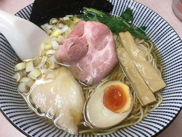 「煮干しそば　白醤油」@中華そば よしかわの写真