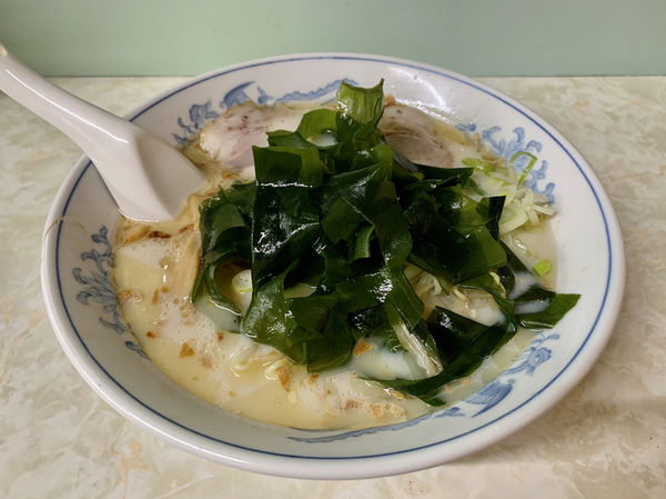 「わかめラーメン…700円」@九州ラーメン あおいの写真
