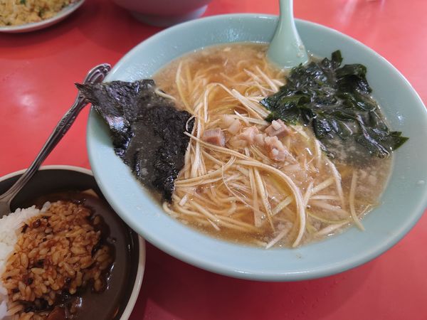 「Aランチ(ネギラーメン＋半カレー)490円」@新ラーメンショップ 蕨店の写真