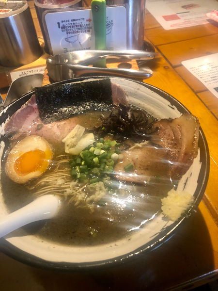 「黒長浜ラーメン　¥750」@博多長浜らーめん よかとの写真
