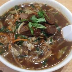 ラム煮込みラーメン麻婆