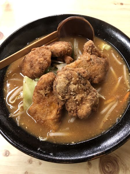 「唐揚げ味噌ラーメン870円」@比那屋の写真
