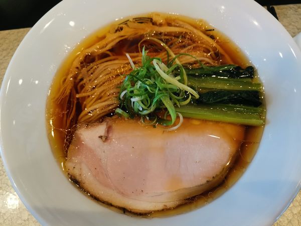 「地鶏醤油そば」@麺屋さすけ 本店の写真