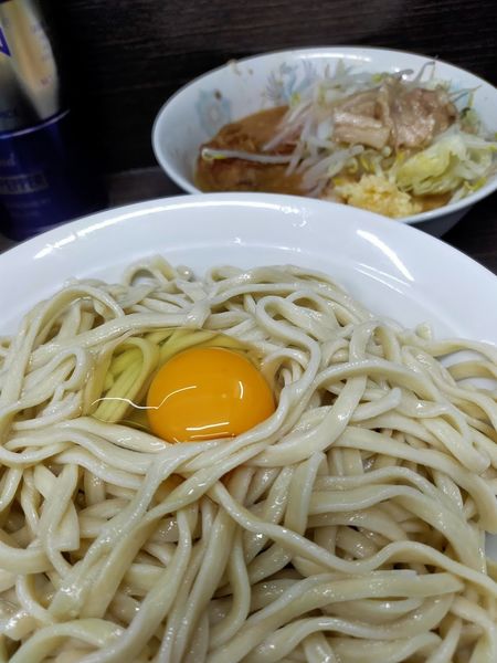 「大・つけ麺・麺まし×2・生卵（脂・にんにく）」@ラーメン二郎 川越店の写真