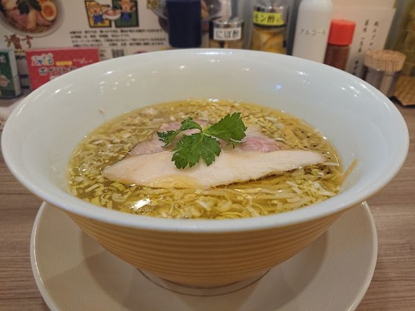 「塩鶏そば」@中華そば ムタヒロ 拝島駅店の写真