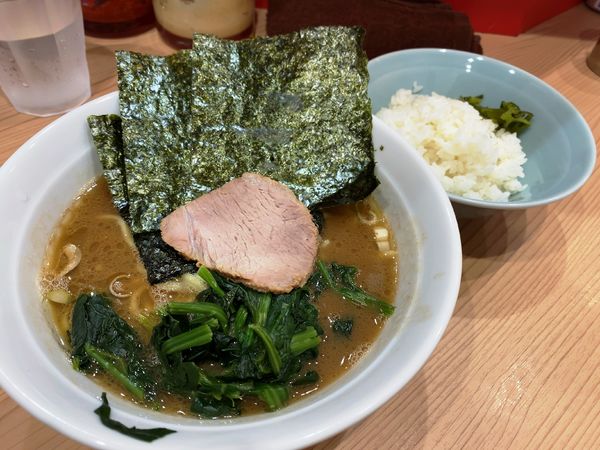 「ラーメン並」@漢ラーメン 室の写真