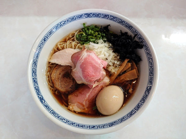 「冷製伊吹いりこそば+特製トッピング」@中華蕎麦 一無庵の写真