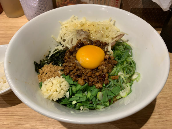 「ド肉チーズ台湾まぜそば」@麺屋キラメキ 京都三条の写真