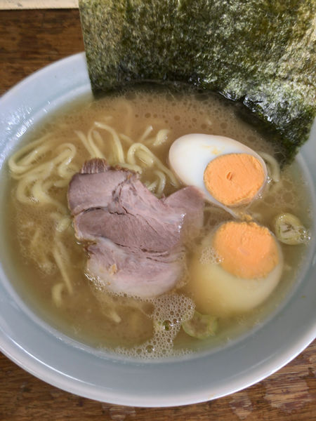 「ラーメン+玉子」@まこと家の写真