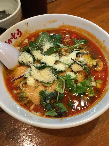 「トマトらーめん」@野方ホープ 荻窪店の写真