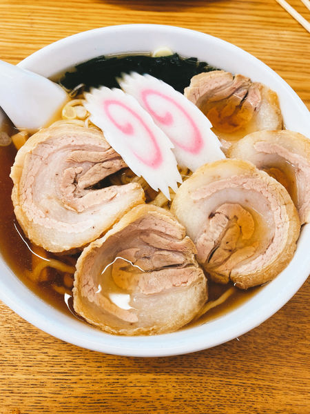 「豚バラチャーシュめん　大盛」@手打ちらぁめん 足利麺 太田・尾島店の写真