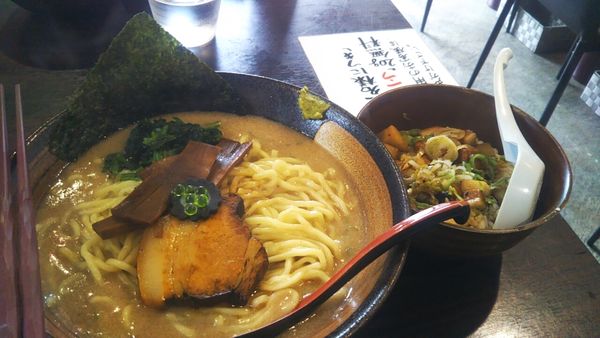「オマールエビ出汁らーめん（大盛）+ミニチャーシュー丼」@麺屋 三男坊の写真