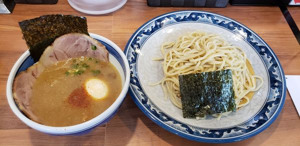 「エビ辛し特製つけそば」@浜屋 五反田店の写真