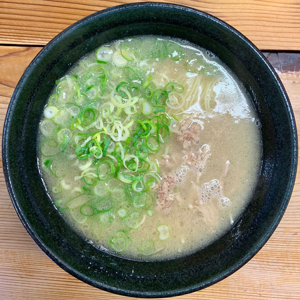 「ラーメン (500円)」@五号線沿いの元祖長浜ラーメンの写真