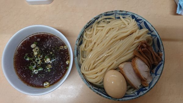 「冷やし大 800円」@三谷製麺所の写真