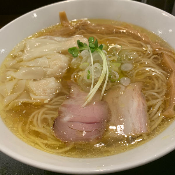 「ワンタンラーメン」@らぁ麺 やまぐち 辣式の写真