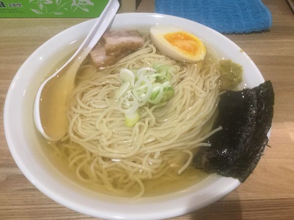 「【夏季限定】冷やしラーメン(¥850)」@自家製麺 伊藤 神田店の写真