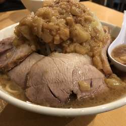 ラーメン 豚2枚追加