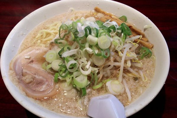 「醤油らーめん大盛り(850円)」@こってりらーめん なりたけ 本八幡店の写真