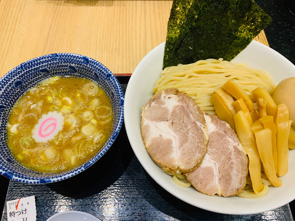 「特製つけ麺大盛り」@舎鈴 赤坂インターシティAIR店の写真