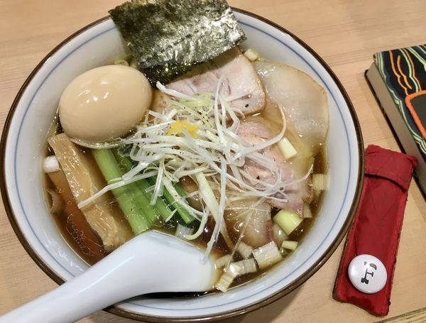 「特製中華そば」@麺 かつら木の写真