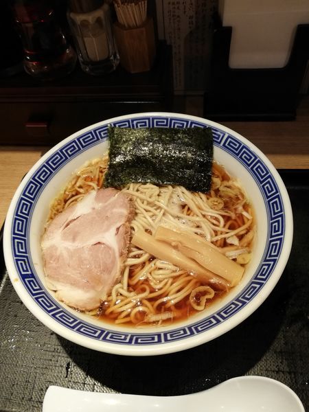 「中華そば」@舎鈴 クロスガーデン川崎店の写真