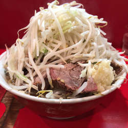 全部入り ヤサイニンニクマシ