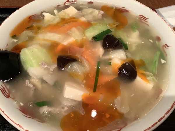 「酸辣湯麺　900円」@中国屋台料理 大龍の写真