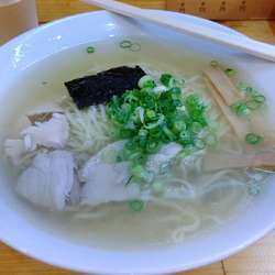 塩ラーメン大盛７００円