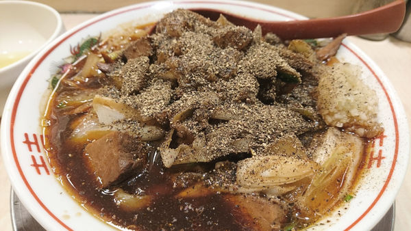 「【夜】限定：スタミナラーメンBLACK」@食堂 七彩の写真
