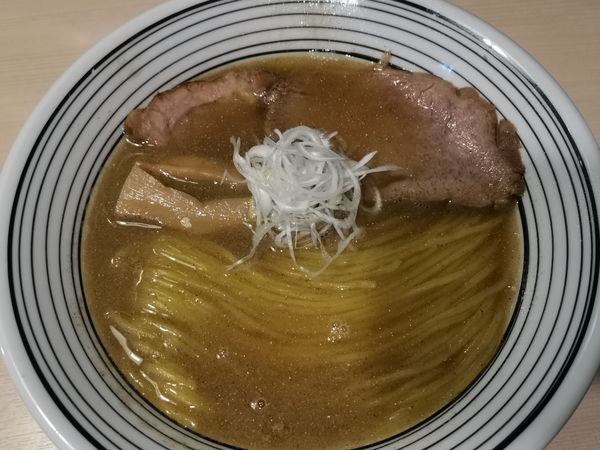 「超煮干らぁめん」@煮干しらぁめん 猫トラ亭の写真