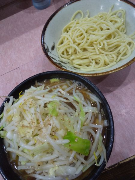 「もりそば(小)720円野菜120円(麺カタメ)」@所沢大勝軒の写真